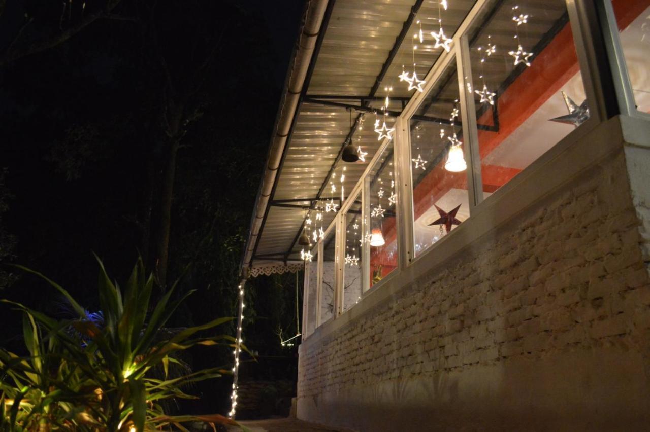 Zemu Gangtok Hostel Luaran gambar